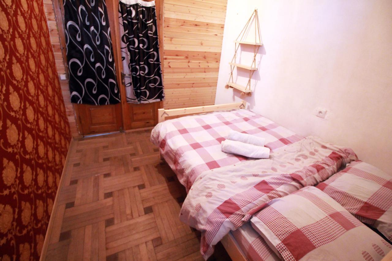 Sheni Hostel Tbilisi Exterior foto